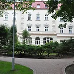Hotel Uzdrowisko Zdroj - Sanatorium Gryf Polczyn-Zdroj